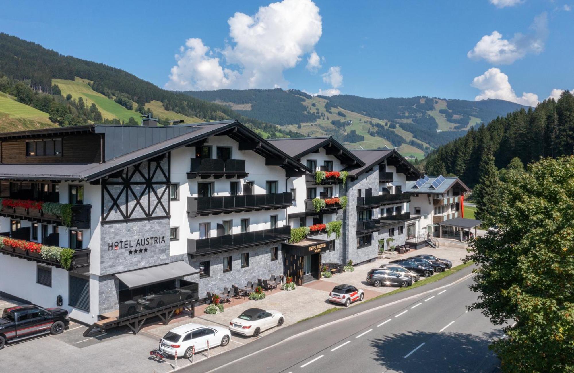 Hotel Austria ซาลบาคฮินเทอร์เกลมม์ ภายนอก รูปภาพ